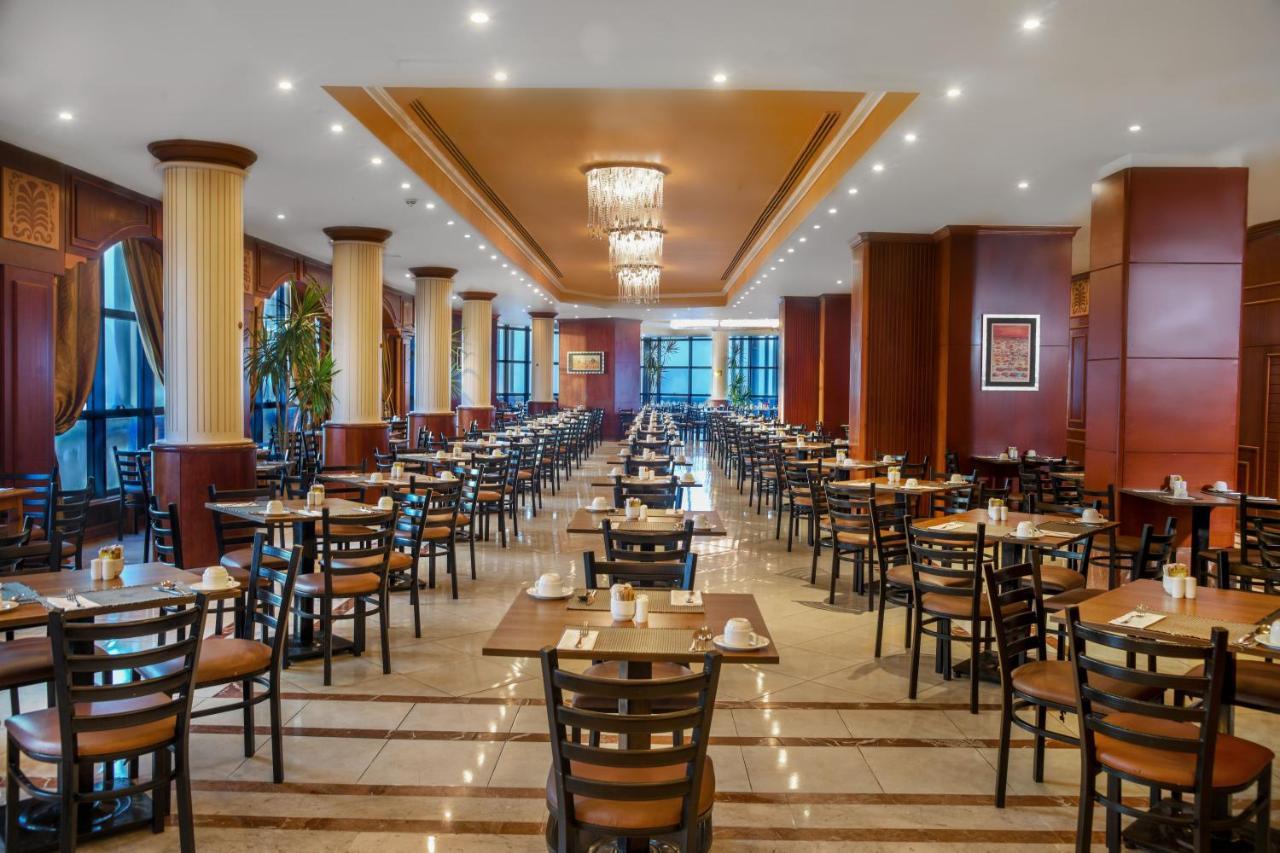 Tolip Hotel Alexandria Ngoại thất bức ảnh The hotel's restaurant