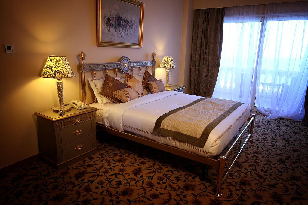 Tolip Hotel Alexandria Ngoại thất bức ảnh A room at the hotel